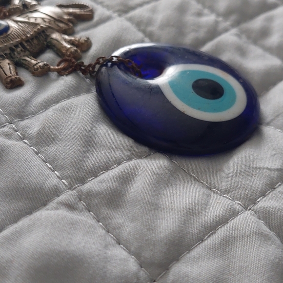 Amazing Evil Eye Religion Spirtiual Silver Hanging Decor w/ Elephants - Picture 4 of 6